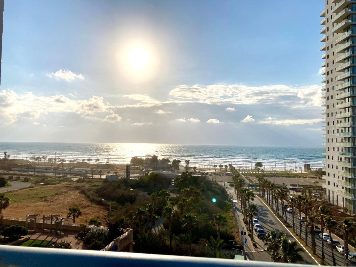 Exceptional View Facing Sea Of Givat Olga Hadera Apartment Luaran gambar